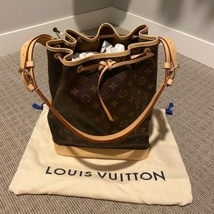 Louis Vuitton Noe bucket bag